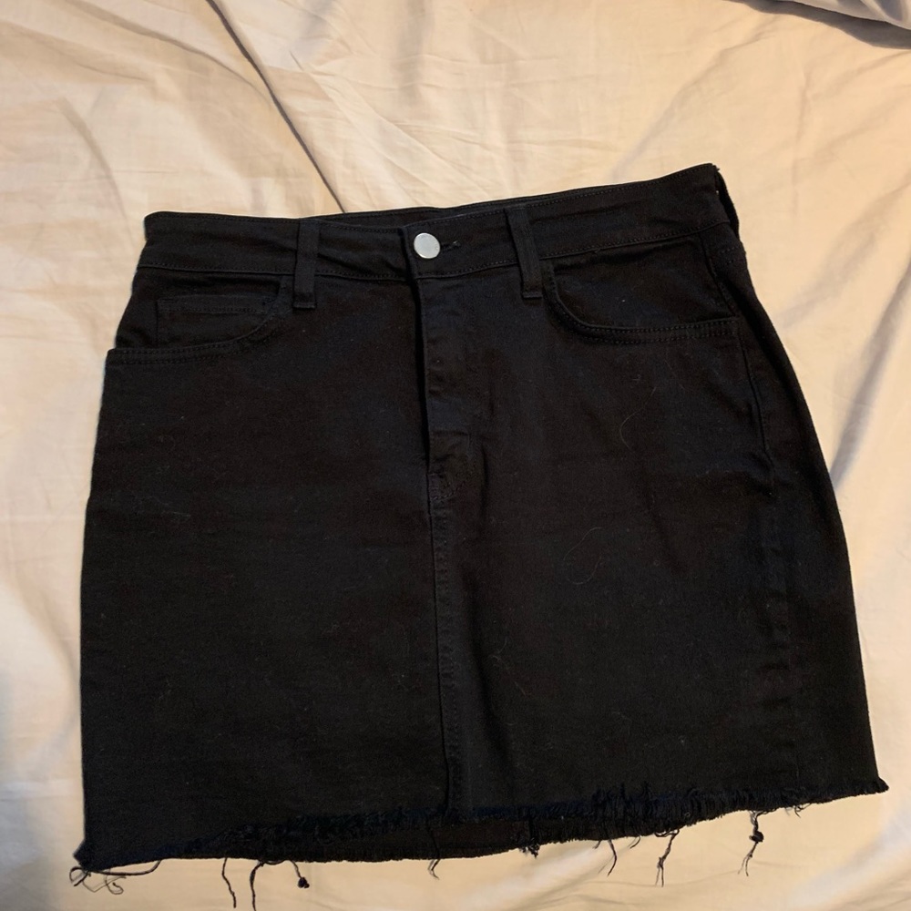 Black mini skirt